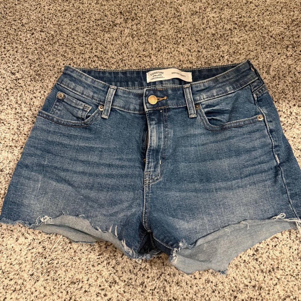 Levi’s high rise signature shorts